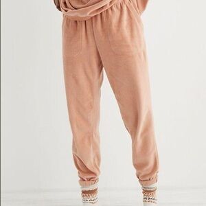 Aerie Real Obsessed Velour Joggers XL Beige